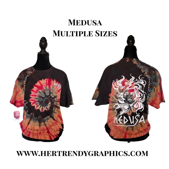 NWT Medusa Graphic T-shirt - Picture 2 of 3